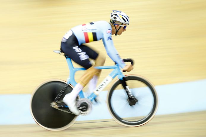 Koers Kort Broers Izagirre Trekken Naar Astana Aqua Blue Sport Gooit Handdoek Wat Met Van Aert Cavendish Heeft Opnieuw Ziekte Van Epstein Barr Wielrennen Hln Be