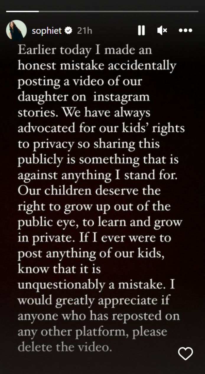 Sophie Turner in haar verhaal op Instagram.
