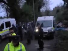 Arrestaties bij protest tegen komst asielzoekerscentrum in Ierland