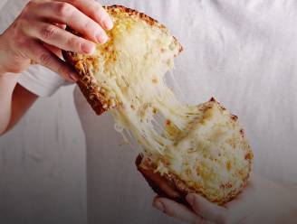Feit of fabel: is gesmolten kaas ongezonder dan een plakje kaas?