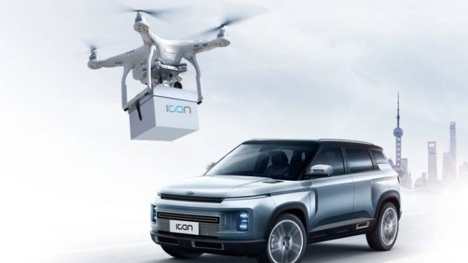 Chinese fabrikant levert nieuwe auto’s af met behulp van drones