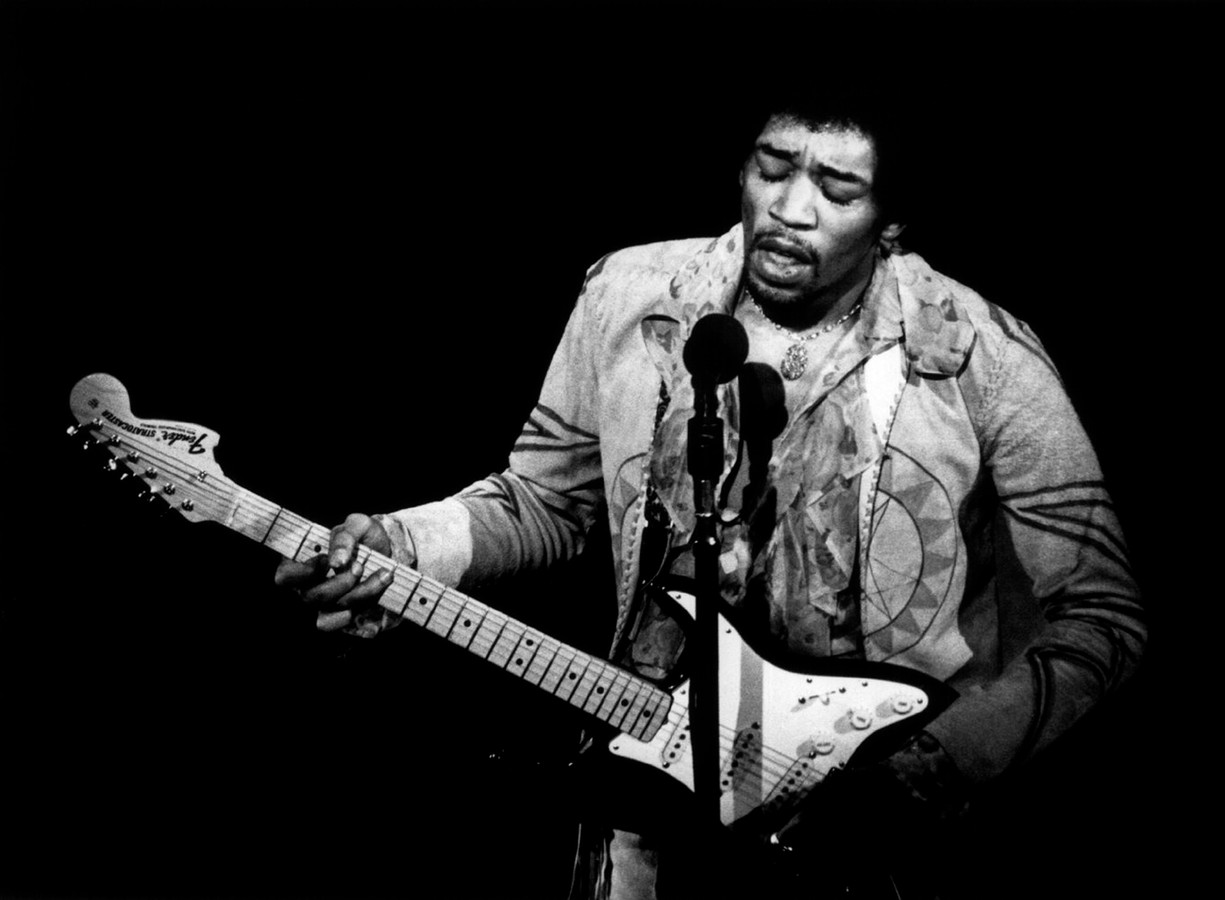 Hebben? Een gitaar van Jimi Hendrix wordt geveild | Foto | gelderlander.nl