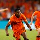 Zo ziet De Boer het graag: zijn backs zijn geen aardse mannen, maar hebben vleugels