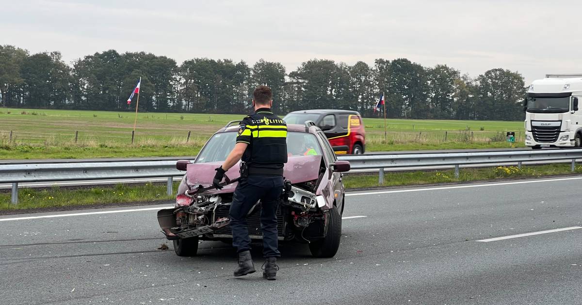 Zwangere vrouw betrokken bij ongeluk: weer twee rijstroken dicht op A1, nu de andere kant op.