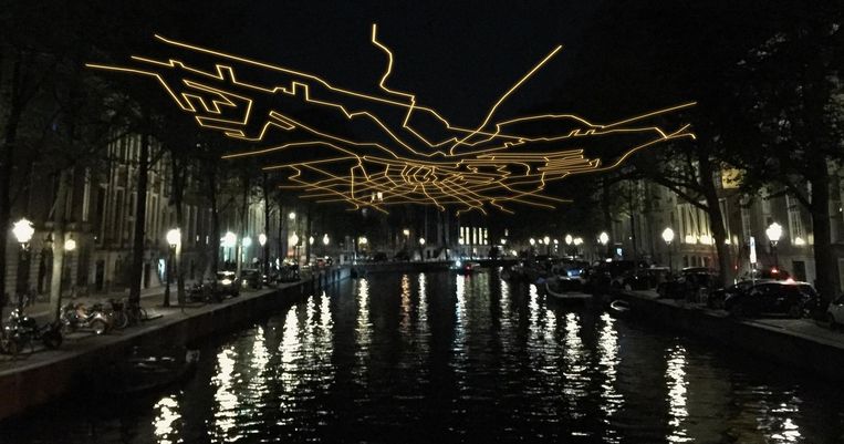Alsof je in een vliegtuig zit onder je Amsterdam ziet liggen Beeld -