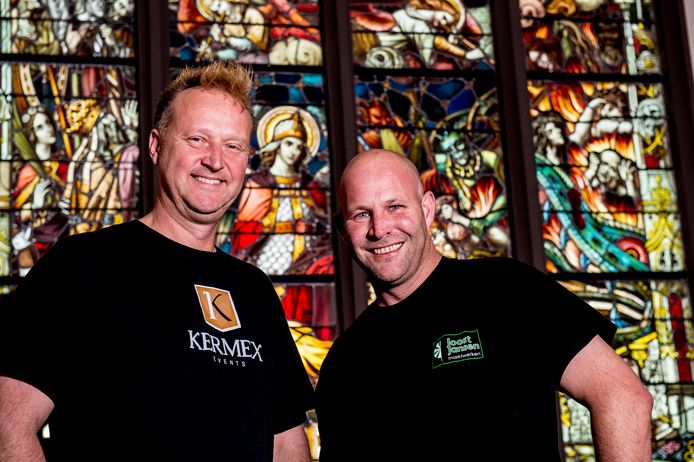 Patrick Leferink (links) en Joost Jansen, de mannen achter Tempelpop. Leferink: ,,Tempelpop moet een blijvertje worden in het voorjaar.''