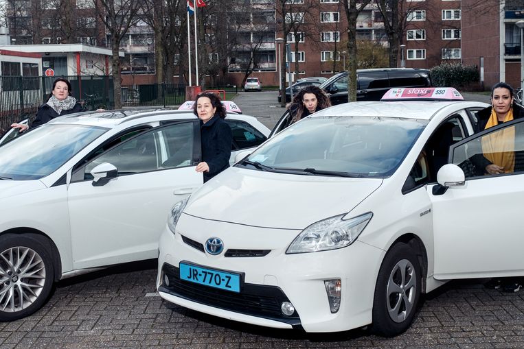 Nieuwe taxidienst Staxi Lady: alleen vrouwen achter het stuur