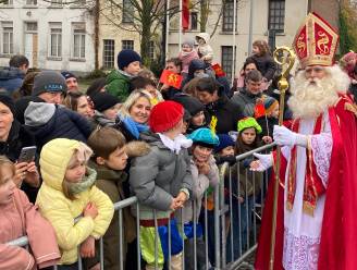 Sinterklaas gaat ontbijten in Berchem op 4 december