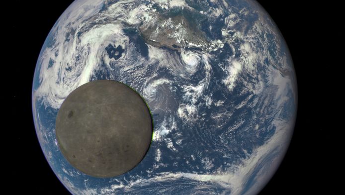 Plenaire sessie Faculteit Merchandising NASA maakt foto van achterkant van de maan | Wetenschap | AD.nl