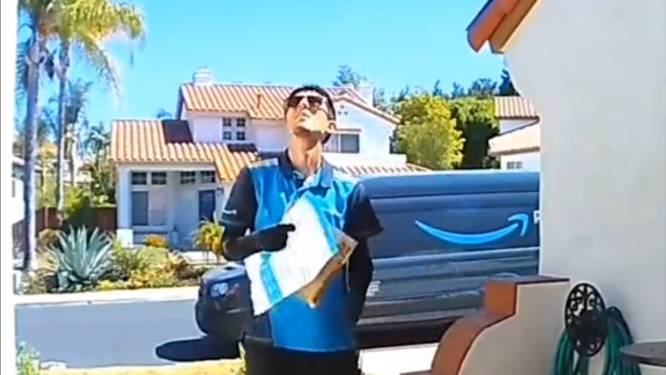 "Hele dag gelachen!" Casey vindt deze hilarische blunder op zijn deurbelcamera