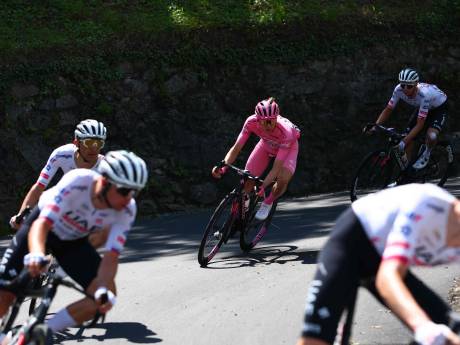 LIVE Giro d’Italia | Renners begonnen aan mythische Mortirolo, gaat Pogacar nu al aan de boom schudden?