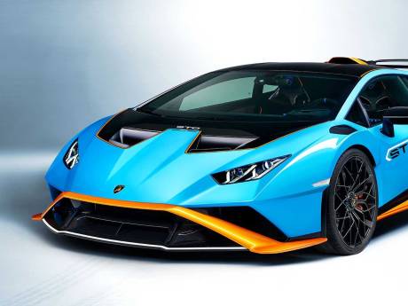 Lamborghini geeft zich gewonnen in strijd met elektrische auto's