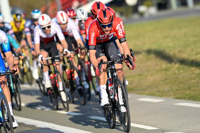 Brent Van Moer leidde in Brugge-De Panne de trein van Lotto-Soudal in volle finale.