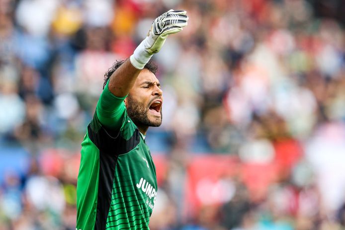 Go Ahead Eagles keeper Warner Hahn