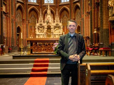 René Wilmink viert zilveren priesterjubileum in Sint-Joriskerk: ‘Hier ben ik thuis, dit is nu mijn leven’ 