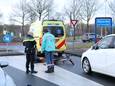 Er gebeuren steeds meer (bijna)-ongelukken op de onoverzichtelijke rotonde Helmkruidlaan- Baron van Sternbachlaan- Collenstaartweg in Nijverdal. Een nieuw fietspad langs de Helmkruidlaan moet voor meer veiligheid zorgen.