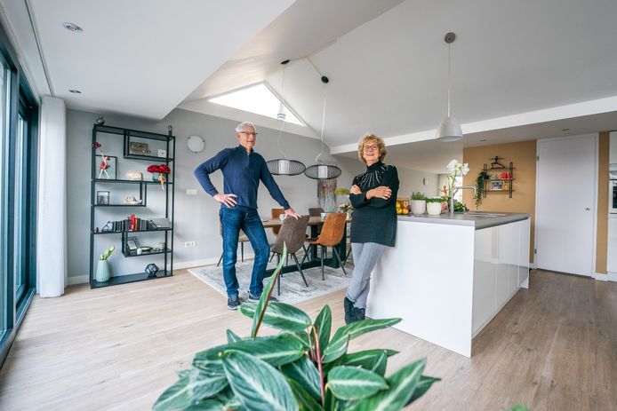 Ruud en Wilmy Viëtor in Huissen. ,,We doen niet alles meer zelf.”