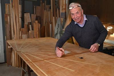 Timmerman Gerrit (83) uit Sint Agatha blijft gewoon bouwen: ‘Ik ben de tel kwijt geraakt’