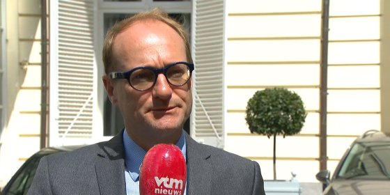 Weyts wil leerkracht na één jaar vast benoemen: ‘Zo’n voorstel verwacht je eerder van vakbond’