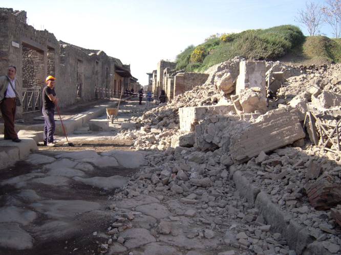 Opnieuw muur ingestort op archeologische site Pompeii