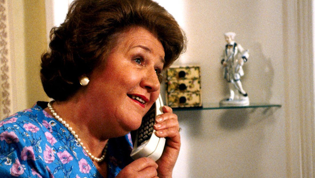 Patricia Routledge als Hyacinth Bucket in 'Schone Schijn' Beeld BBC