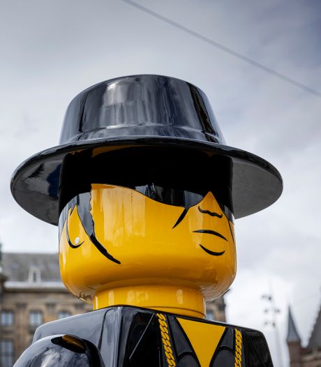 Legobeeld André Hazes keert terug op de Dam