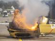 De Tesla Model S die in vlammen opging na de fake test.