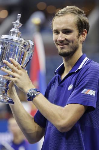 Geen vierde grand slam dit jaar, geen record voor Djokovic: superieure Medvedev verpest droom van Serviër en wint US Open