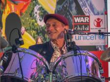 Yesterday's Paper over overleden drummer en ‘alleskunner’ David:  ‘Zijn energieke muzikaliteit was aanstekelijk’
