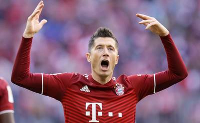 Lewandowski libère le Bayern contre Augsbourg, un record et une clean sheet pour Koen Casteels