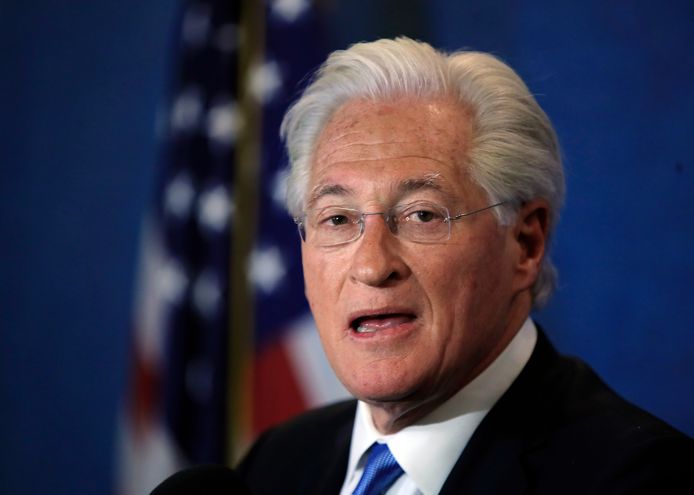 Trumps advocaat Marc Kasowitz, gisteren tijdens een statement na de getuigenis van voormalig FBI-baas James Comey.
