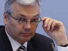 "Reynders doit rester"