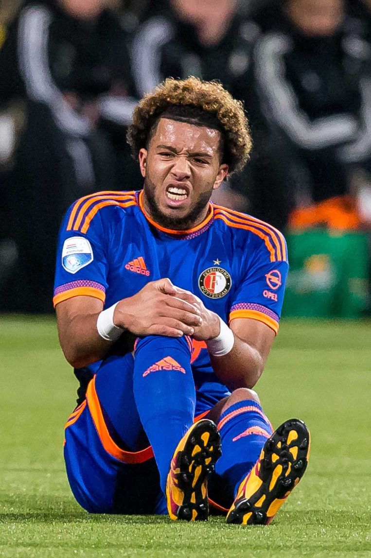 Tonny Vilhena wordt opgesteld ondanks zijn weigering om bij te tekenen Beeld anp