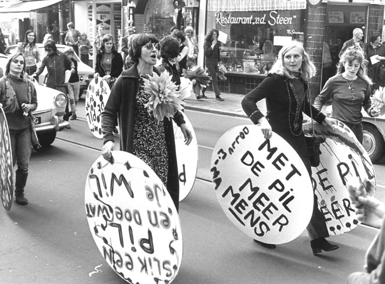 1972: Demonstratie om de pil in het ziekenfonds te krijgen.  Beeld ANP