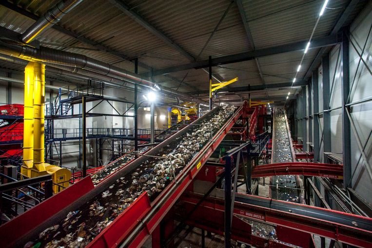 De Omgevingsdienst Noordzeekanaalgebied stelt dat de installaties van AEB een groot risico opleverden voor medewerkers en omgeving.  Beeld Hollandse Hoogte / Mariette Carstens