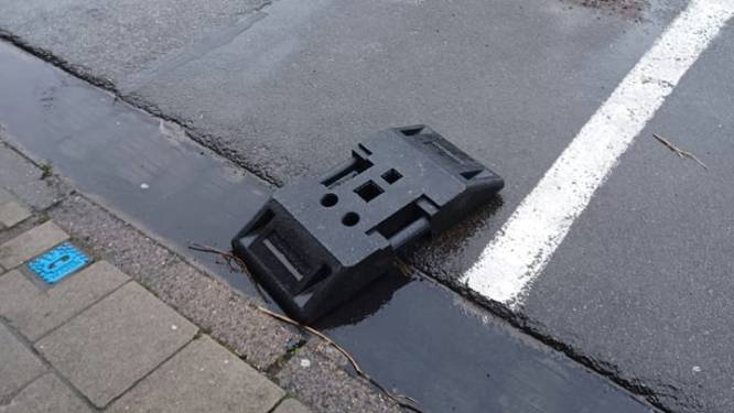 Parkeerborden gestolen in Molenstraat
