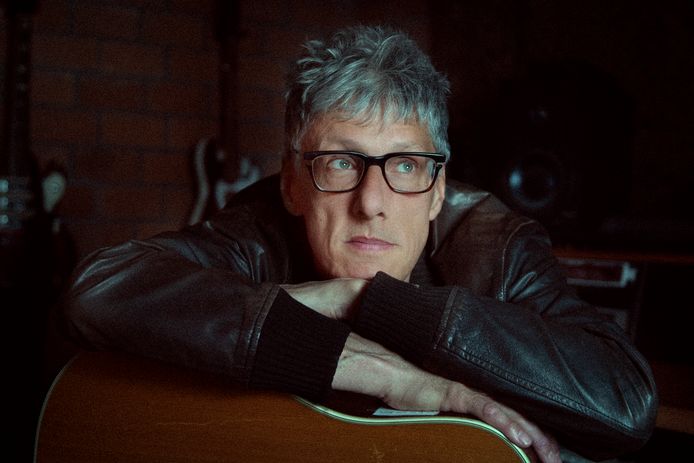 Gitarist, songschrijver en zanger Anne Soldaat geeft donderdag 24 maart een optreden in de Effenaar in Eindhoven.
