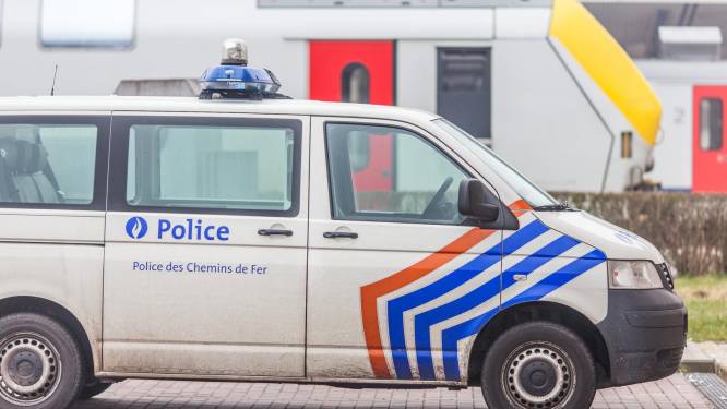 Agression au couteau à Gare de l’Ouest à Molenbeek: une altercation “privée”