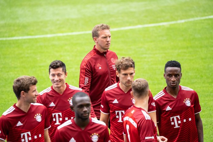 Julian Nagelsmann (34) is de nieuwe coach van Bayern München, dat hem voor 25 miljoen euro weghaalde bij RB Leipzig.