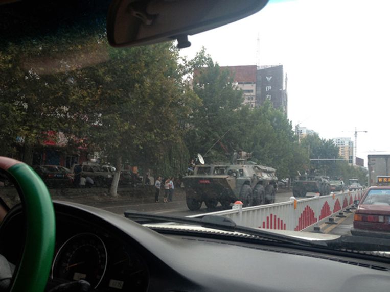 De militaire parade. Beeld Yilan Yuen