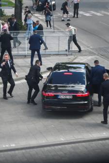 Le Premier ministre slovaque Robert Fico “entre la vie et la mort” selon le gouvernement: il aurait été atteint de plusieurs balles