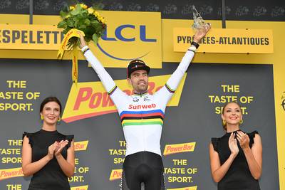 Tijdritkoning Dumoulin sluit Tour dolgelukkig af