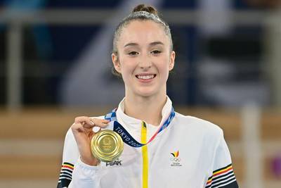 Nina Derwael est championne olympique aux barres asymétriques, première médaille d’or pour la Belgique