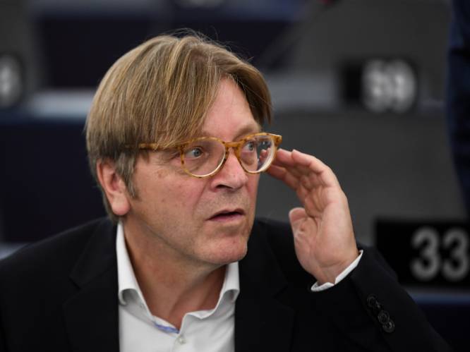 Verhofstadt in opiniestuk voor CNN: "Hongarije bedreigt de internationale orde, ook de VS moet nu in actie schieten"