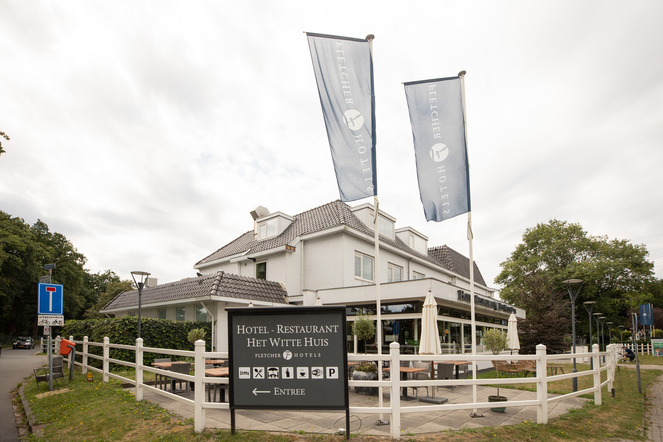 Deel hotel Het Witte Huis blijft gedwongen gesloten tot oorzaak