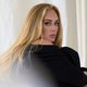 Adele in cijfers: 22 nieuwe songs, 12 miljoen likes en 1 stukje kauwgom van Céline Dion
