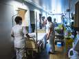 Kamer keurt wetsvoorstel goed: verplegend personeel krijgt versterking van niet-zorgkundigen 