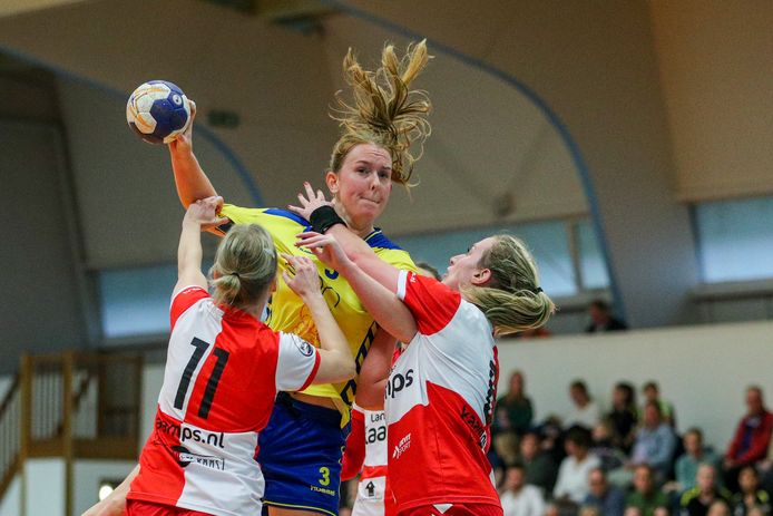 Een fragment uit de eredivisie handbal.