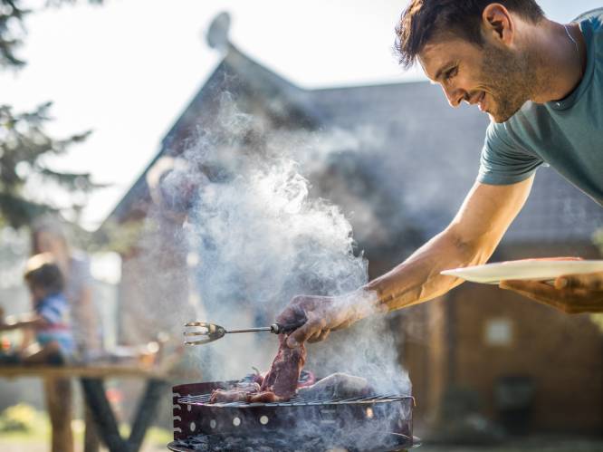 ‘BBQ-gate’ in Nederland: 32 militairen aangepakt na volgen barbecue-cursus van 4.500 euro met een Green Egg als toemaatje