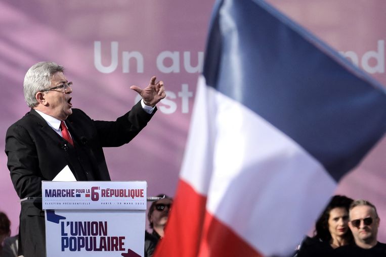 Van Jean-Luc Mélenchon, die de linkse Nupes-alliantie aanvoert, mag Macron sterke tegenwerking verwachten. Beeld Photo News
